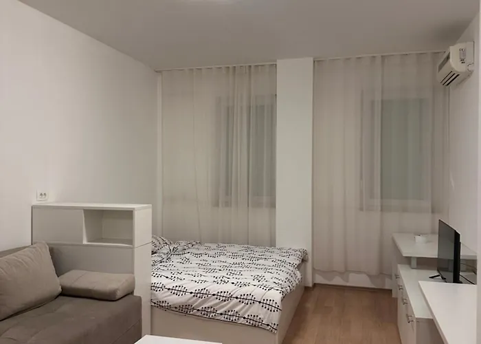 Studio Apartment L