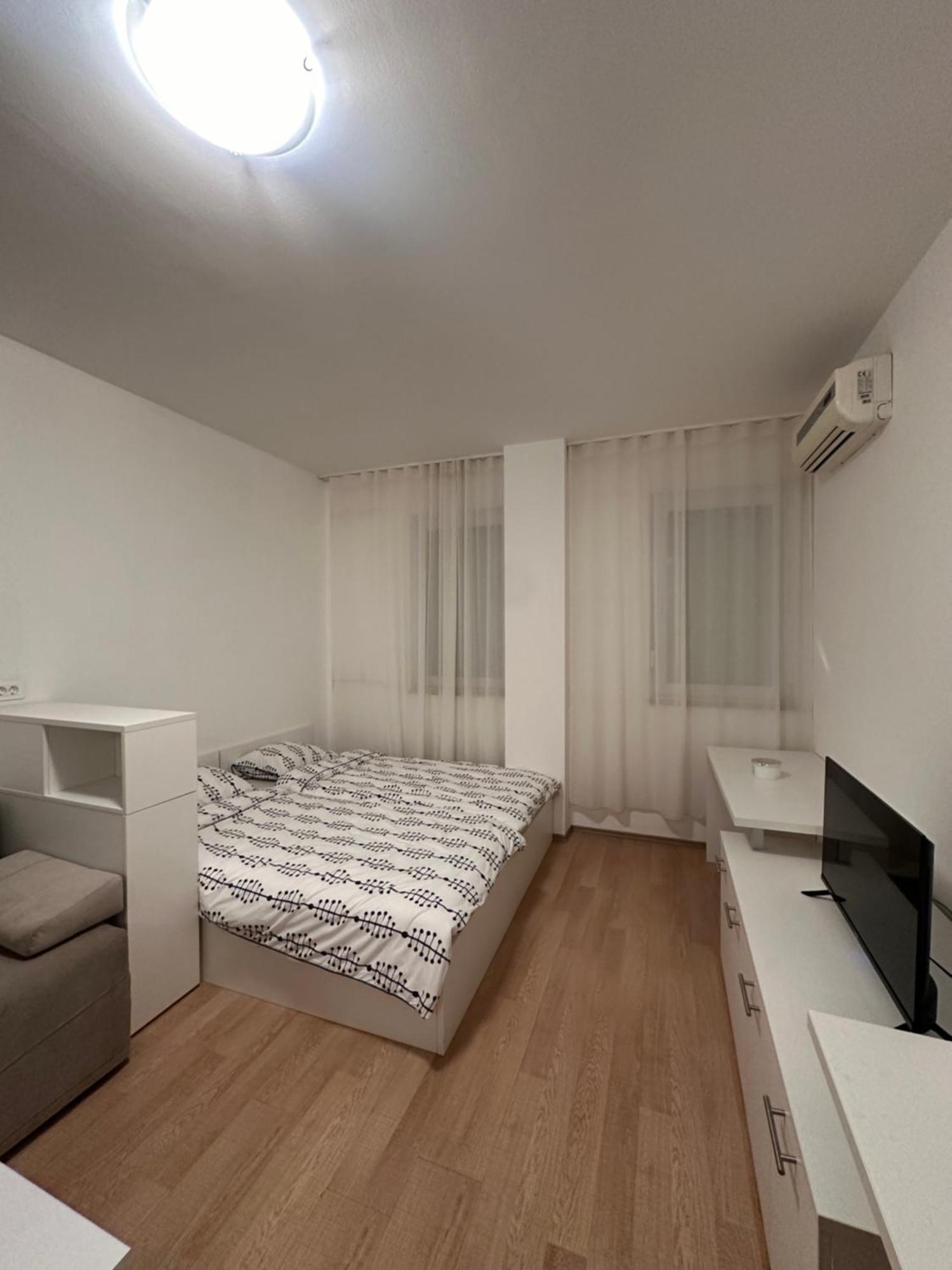 L Apartman *